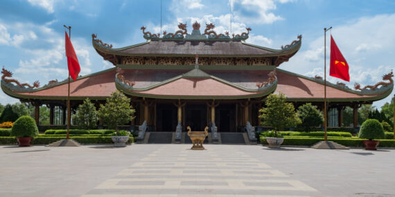 Ben duoc temple cu chi tunnel