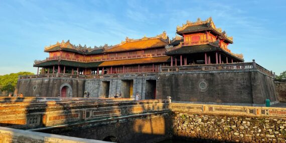 Huế